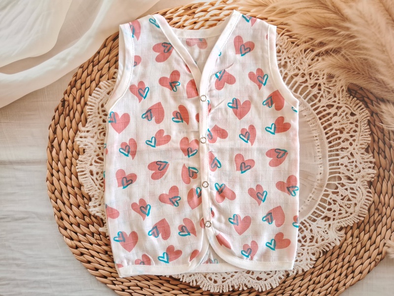 Muslin Jabla - Red & Blue Heart Muslin Jabla - Red & Blue Heart
